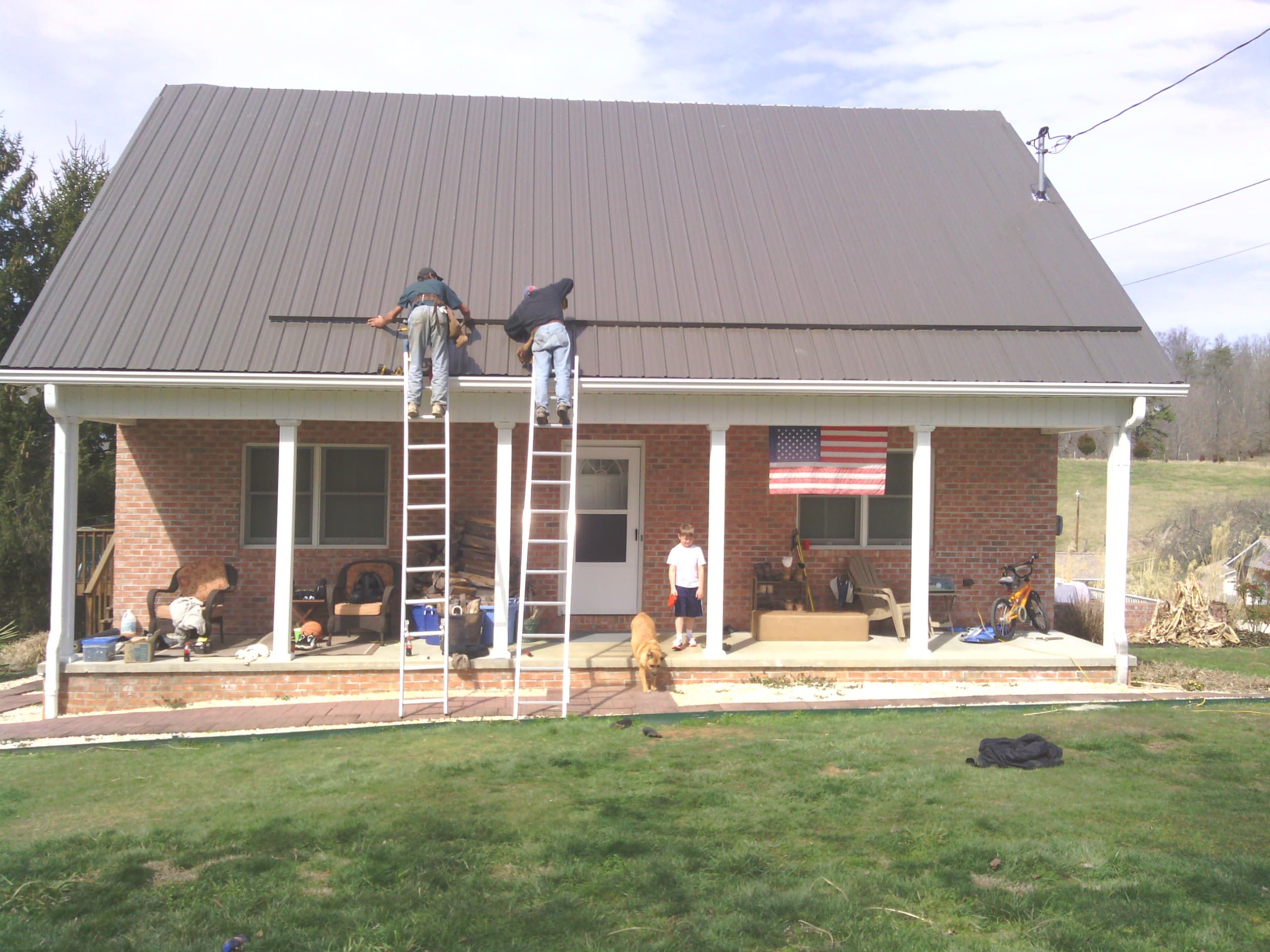 Jacksons Roofing, Siding, & Gutters